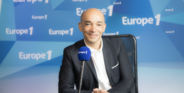 Fabrice d'Almeida à la matinale d'Europe 1
